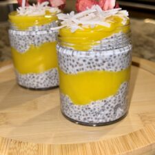 Coconut Mango Chia Pudding