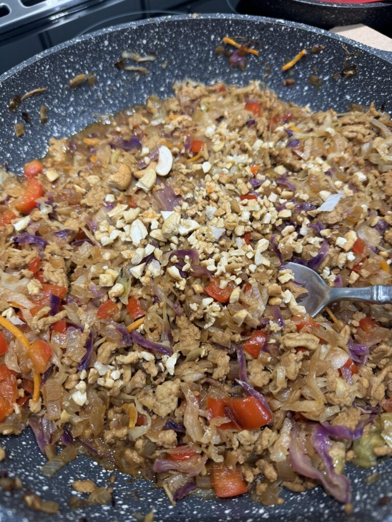 Chicken Lettuce Cups with Lime Sesame Sauce: Quick and Easy Hormone-Balancing Dinner